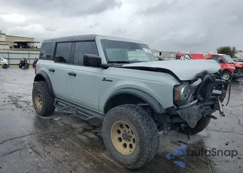 2024 Ford Bronco Big Bend z USA, uszkodzony, nr VIN 1FMDE7BH0RLB03473